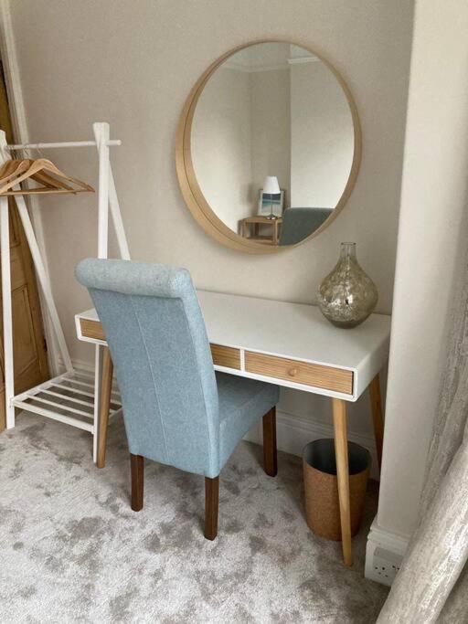 Garden Apartment, Central Harrogate With Parking Extérieur photo