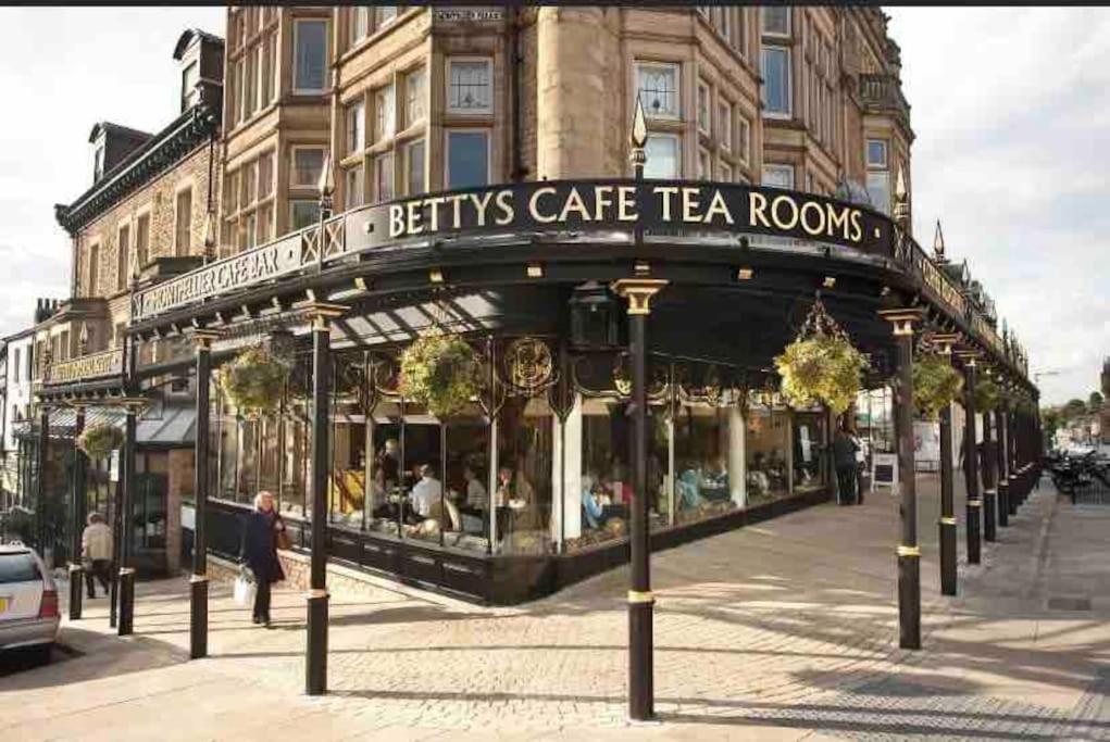 Garden Apartment, Central Harrogate With Parking Extérieur photo